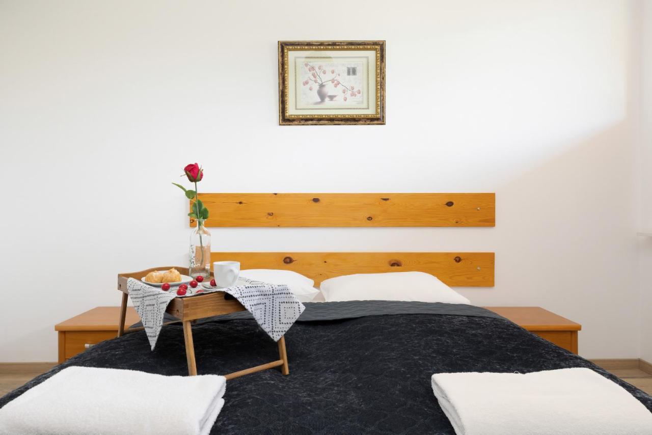 Apartamenty Wisniowy Sad By Noclegi Renters Kołobrzeg Exterior foto